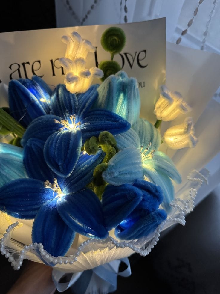 Enchanted Blue LED Flower Bouquet – Illuminated Velvet Roses & Floral Gift Arrangement